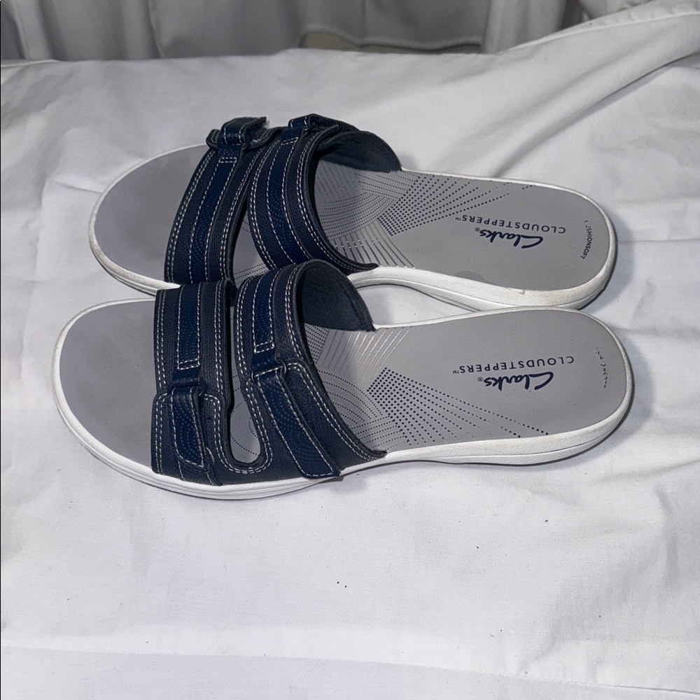 Clarks Cloudsteppers Sandals Womens 8 Navy Comfort Cushioned Slide Walking - Picture 4 of 9